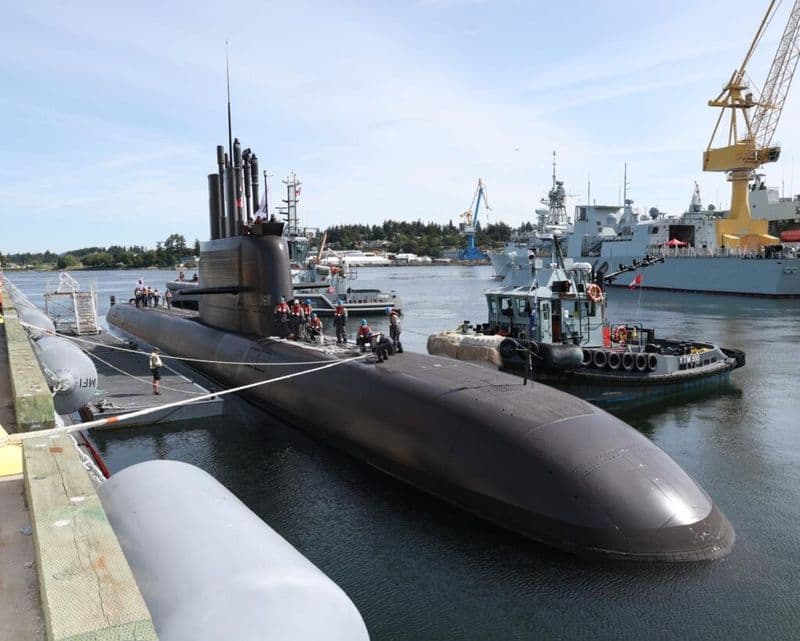 ROK Navy’s KSS-III submarine arrives in Canada